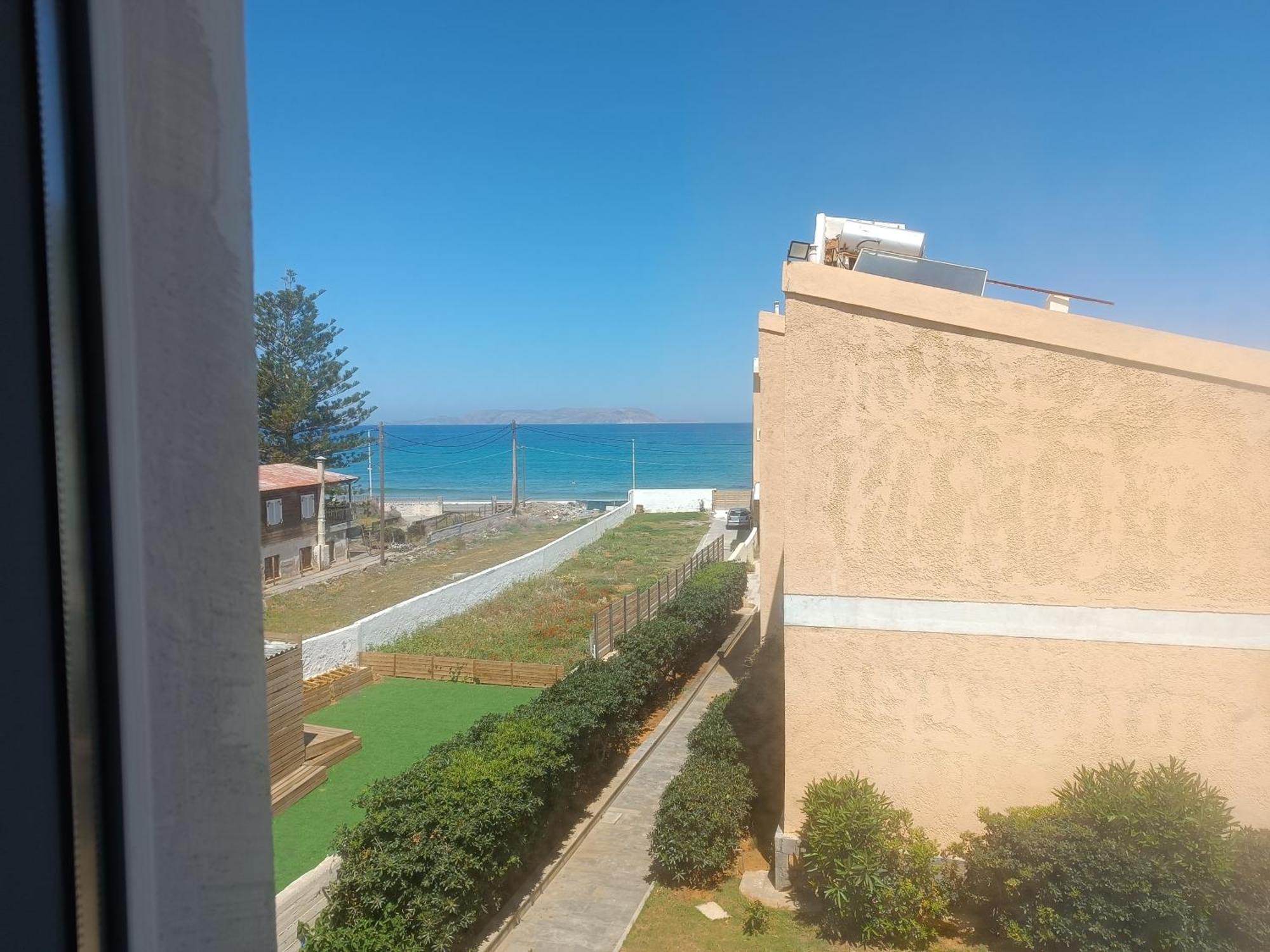 Kokkini Hani Niros Beachfront Aparthotel חדר תמונה