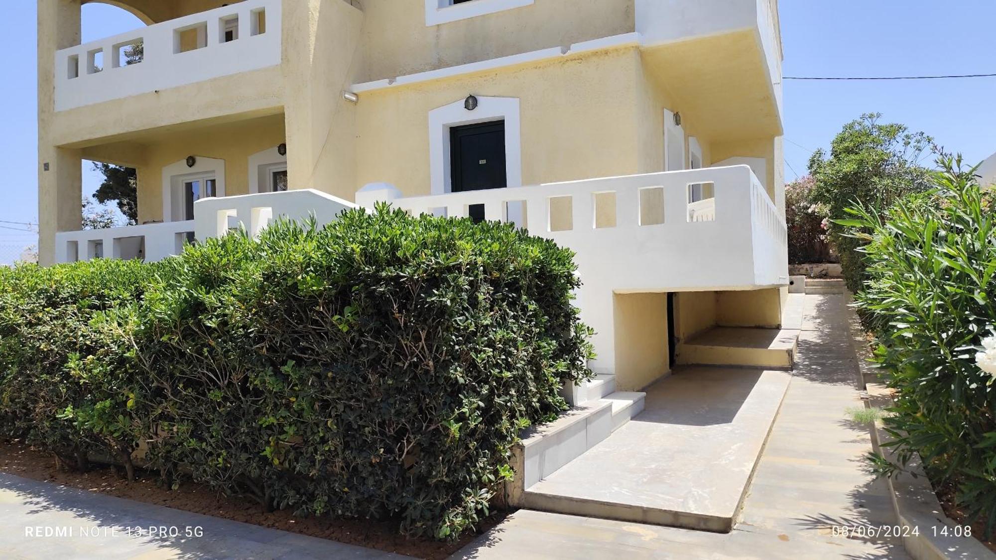 Kokkini Hani Niros Beachfront Aparthotel מראה חיצוני תמונה