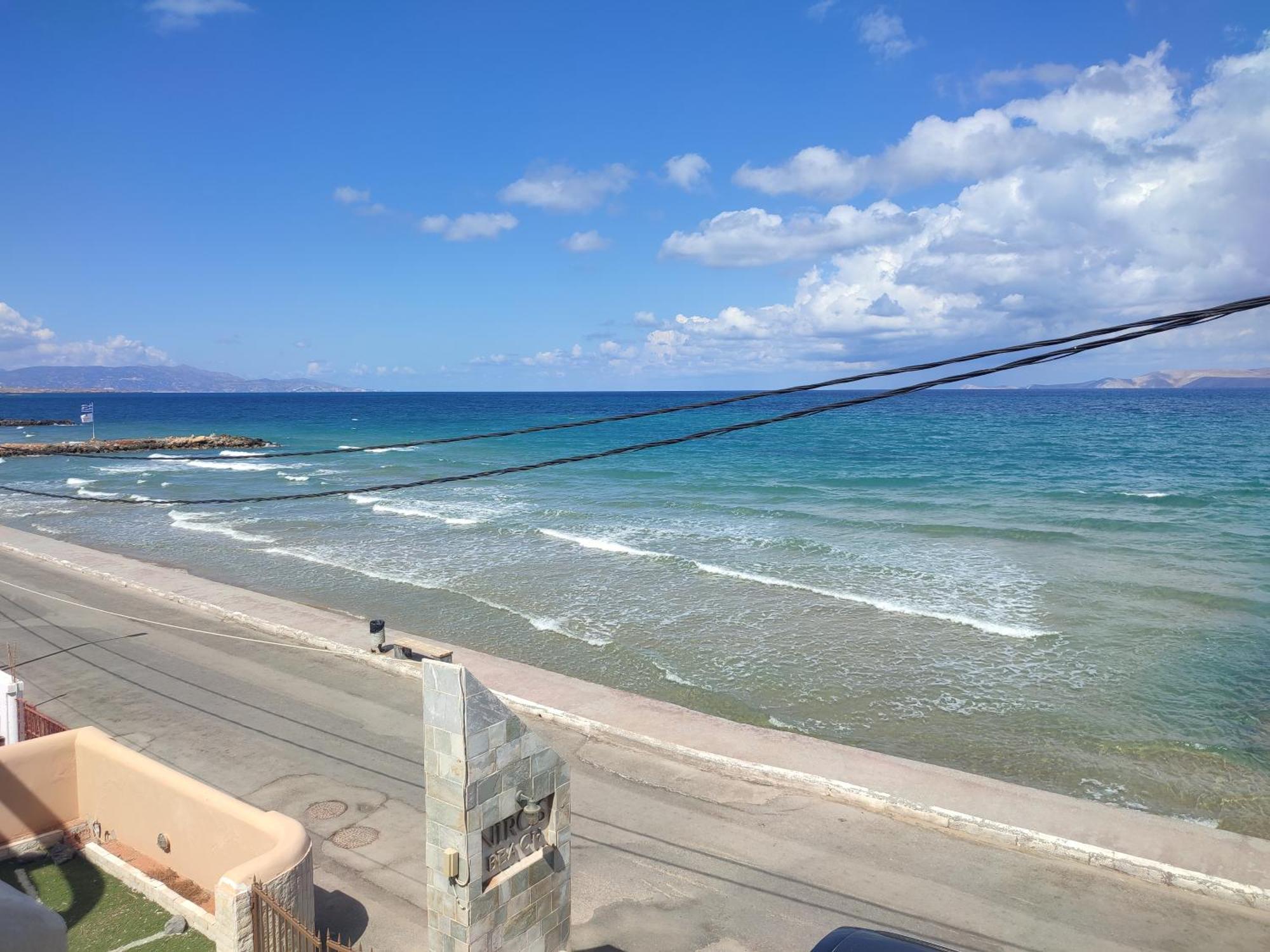 Kokkini Hani Niros Beachfront Aparthotel מראה חיצוני תמונה